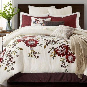 NWT Martha Stewart Scarlet Meadow 10-Piece Queen Size Comforter Set